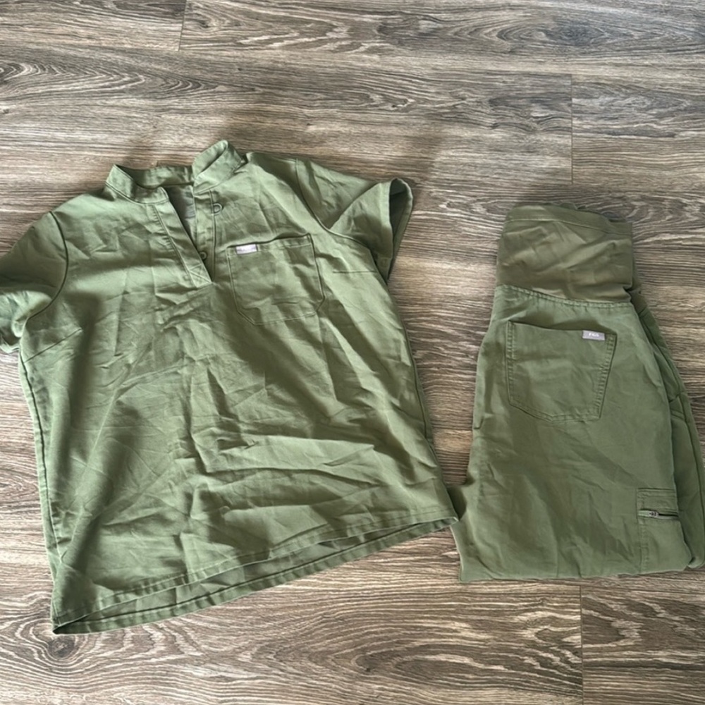 Figs maternity Olive Green Top and Bottom Set
